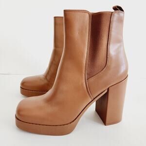 Gianni Bini Tan Brown Faux Leather Chunky Heel Chelsea Ankle Boots Size 9.5